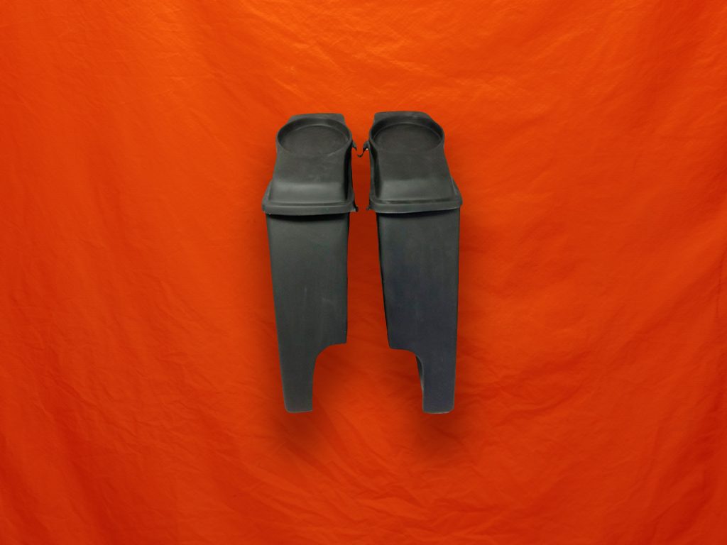 Harley-Davidson-Extended-Saddlebags-6x9-inch-Speaker-Lids-With-Cutouts