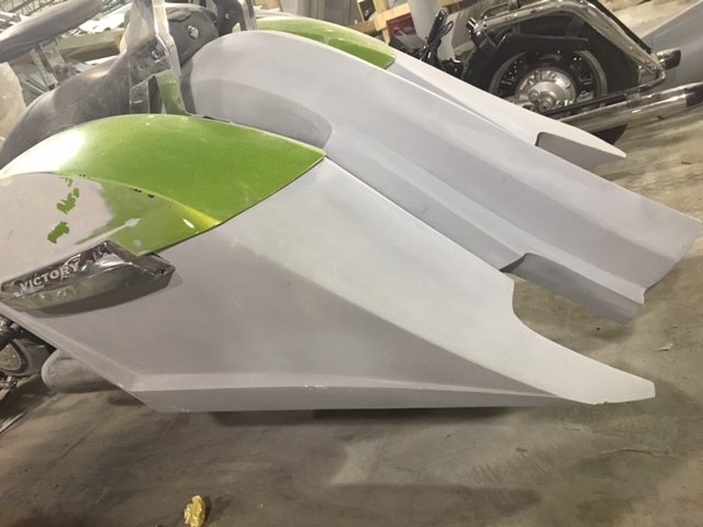 Victory Cross Country 6" Trendsetter Extended Hard Saddlebags Out & Down Bags Rear Fender No Cut Outs - Image 7