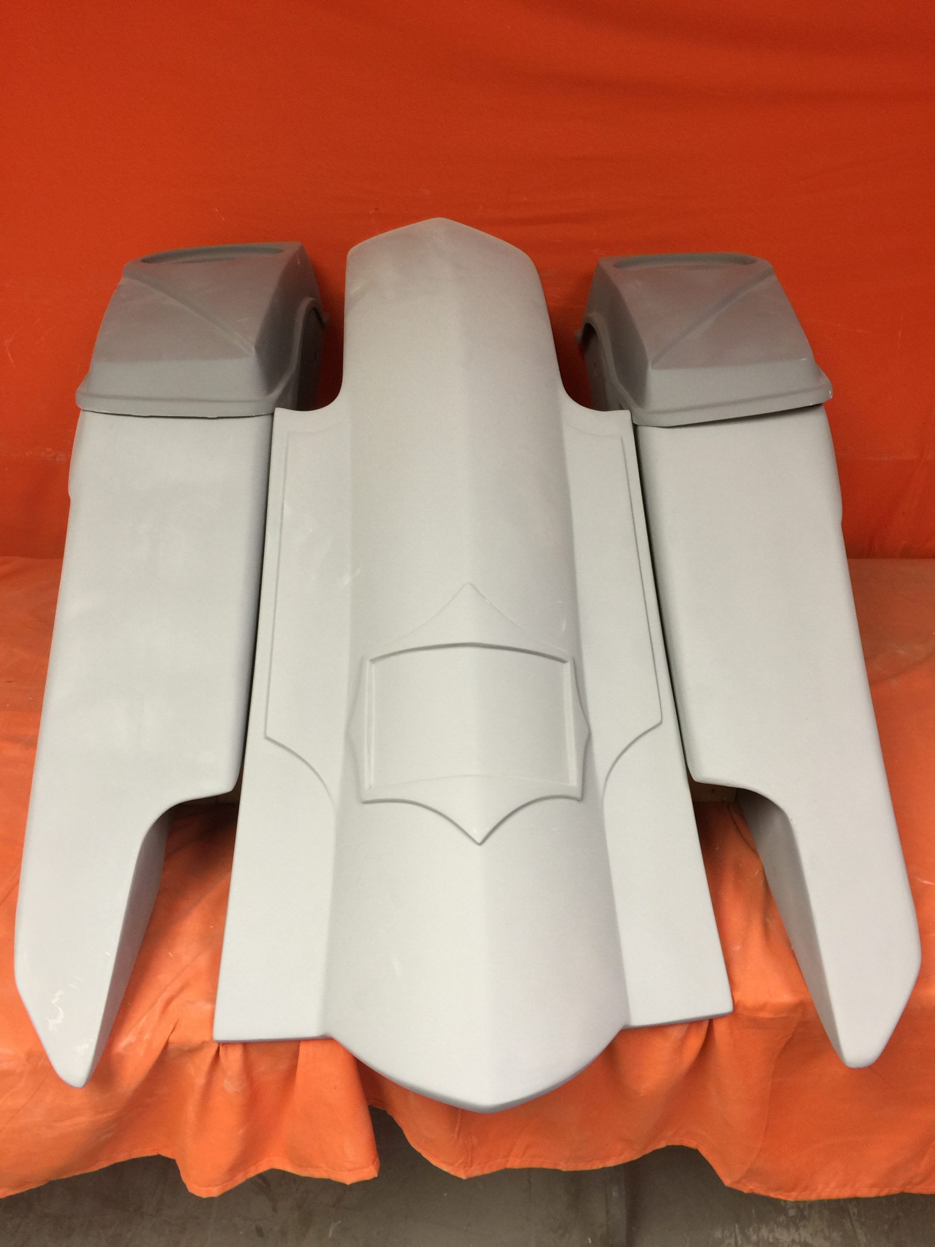 Harley Davidson 6" Trendsetter Extended Saddlebag Fender Kit - Dual Cut Outs 6.5" Speaker Lids / 2014 - 2023