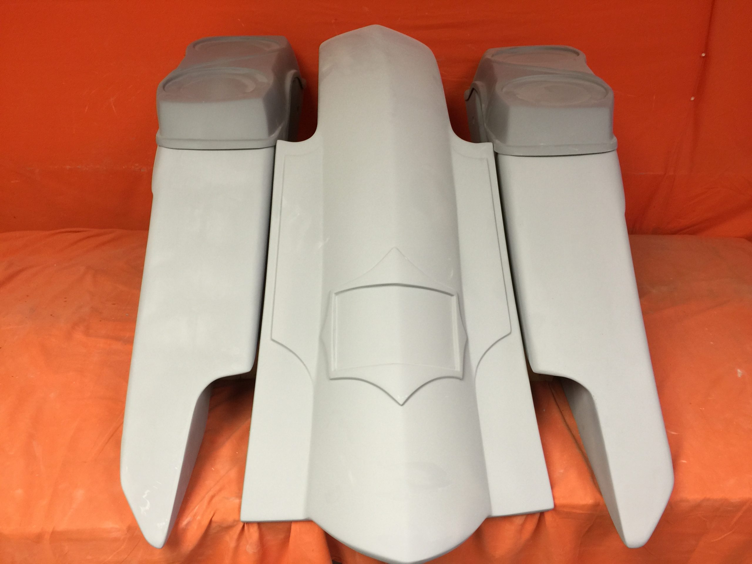 Harley Davidson 6" Trendsetter Extended Saddlebag Fender Kit - Dual Cut Outs 6.5" Speaker Lids / 2014 - 2023 - Image 2