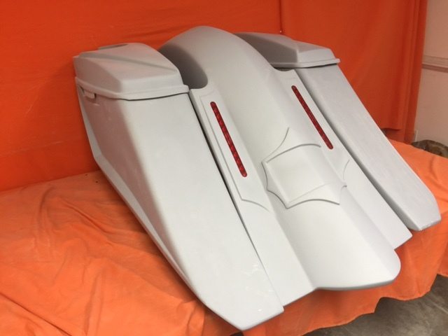 Harley Davidson 6" Trendsetter Extended Saddlebag LED Recess Plate Fender Kit - No Cut Outs 6 x 9 Speaker Lids / 2014 - 2018 - Image 3