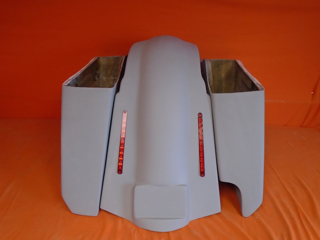 Harley Davidson 5" Stretched Extended Saddlebags With Right Cut Out - LED Fender No Lids