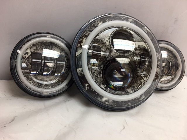 7" DAYMAKER DICEY GAMBLE DESIGN Headlight Dual 4.5" - 4 1/2" Auxiliary Spot Passing LED Fog Lights with BLUE Halo Bulb Harley SET - Image 2