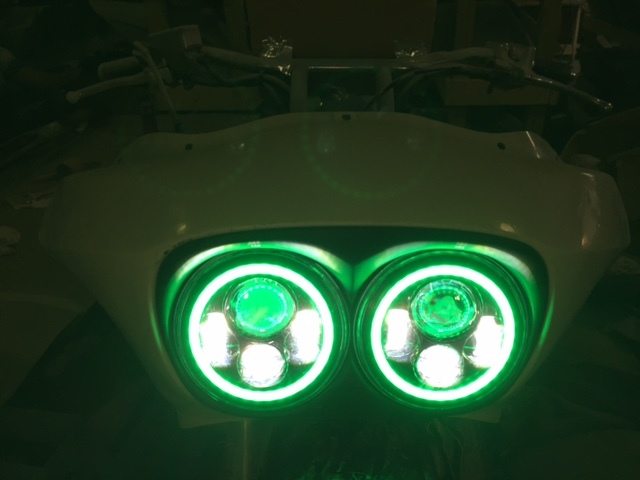 DUAL 7" DAYMAKER 2014 - 2019 GREEN HALO LED Replacement ROAD GLIDE Chrome Light Bulb Headlight Harley Bezel - Image 9