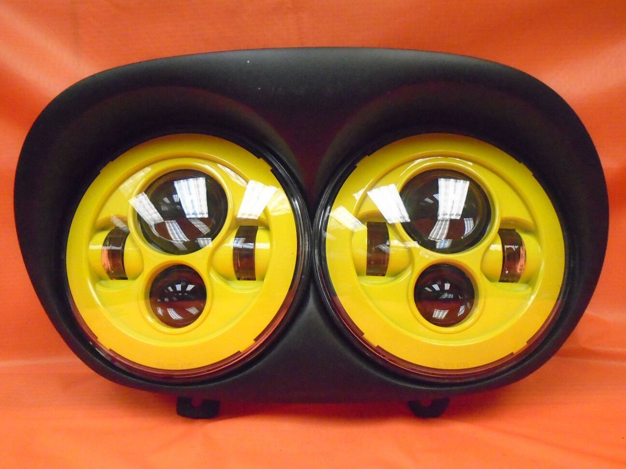 DUAL 7" YELLOW DAYMAKER 2014 - 2018 LED ROAD GLIDE Black Light Bulb Headlight Harley Bezel - Image 6