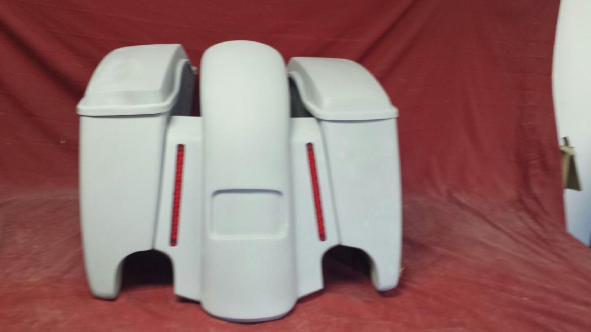 Harley Davidson 4.5" Extended Stretched Saddlebags With LED Light Fender With Lids - 2014 - 2018 Model Style Bags - Image 2