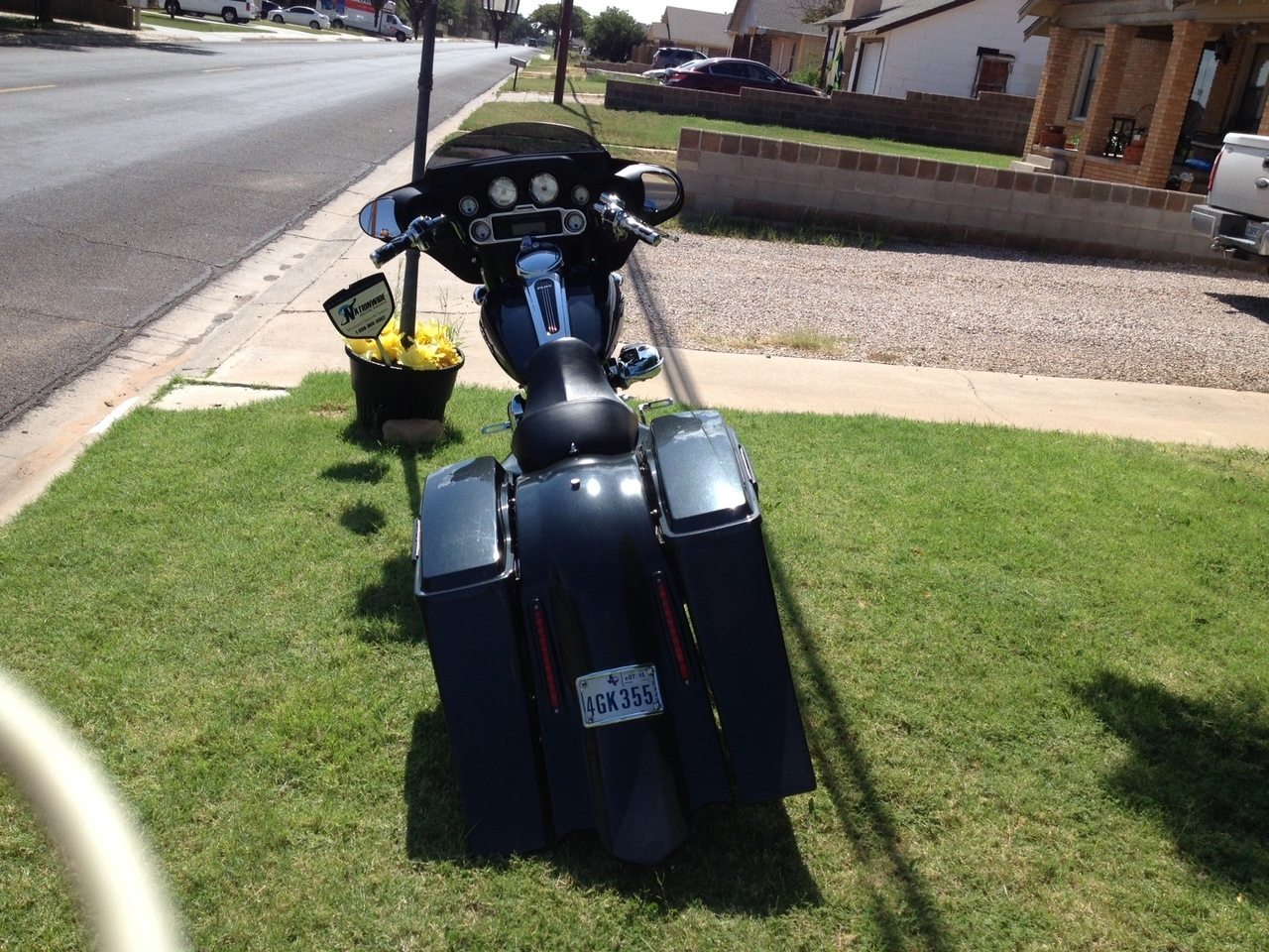 Harley Davidson 6" Extended Out & Down Saddlebags with Lids & Custom Rear LED Fender - No Cut Outs - Image 3