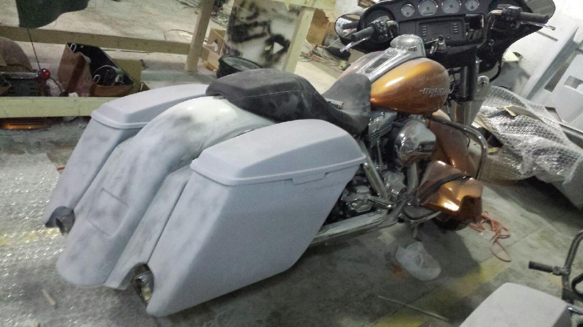 Harley Davidson 4.5" Extended Stretched Saddlebags With LED Light Fender - No Lids 2014 - 2018 Model Style Bags - Image 6