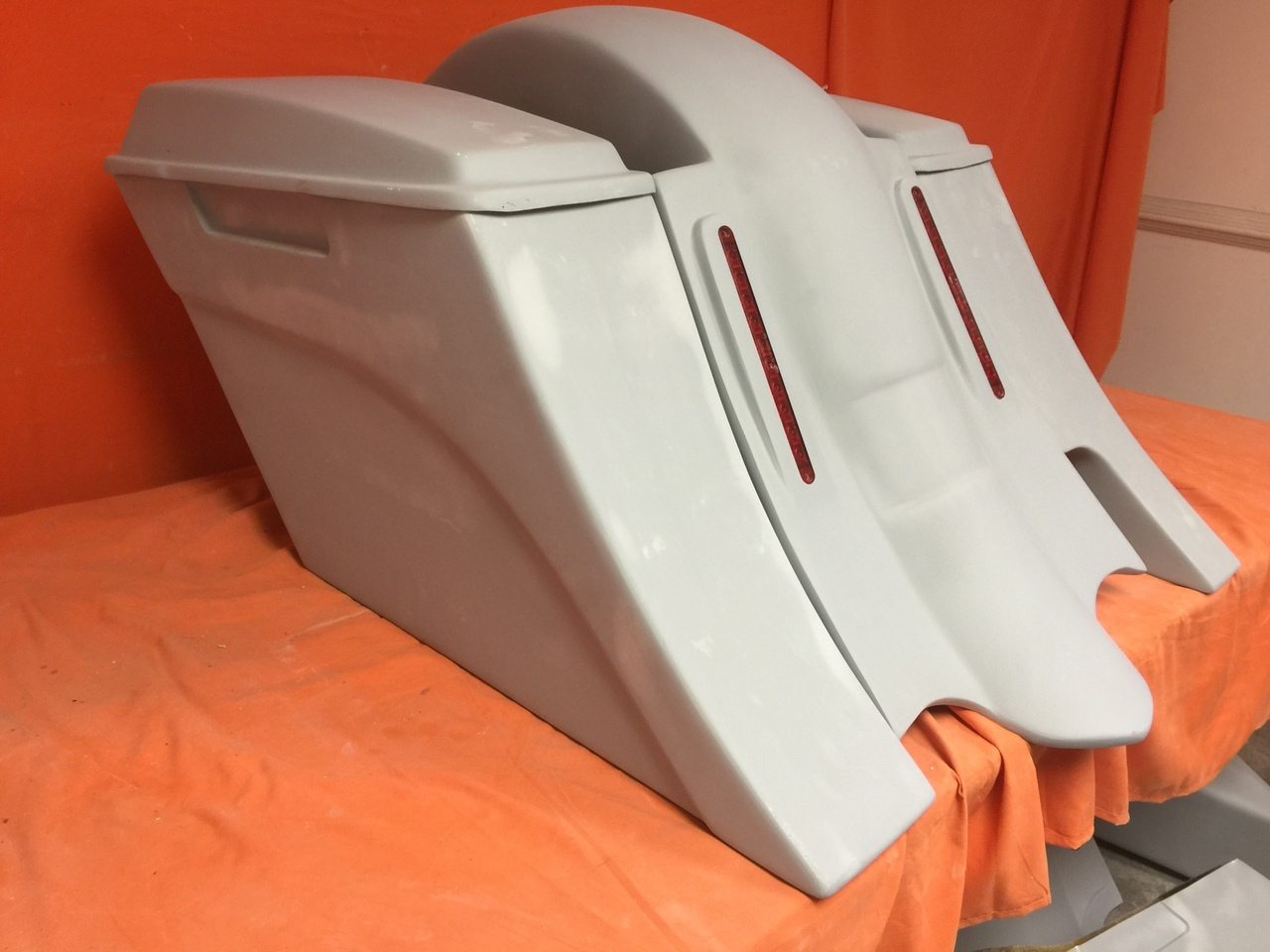 Honda Shadow Sabre 1100 6" Extended Saddlebags Out & Down Bags LED Rear Fender Right Cut Out Lids - Image 3
