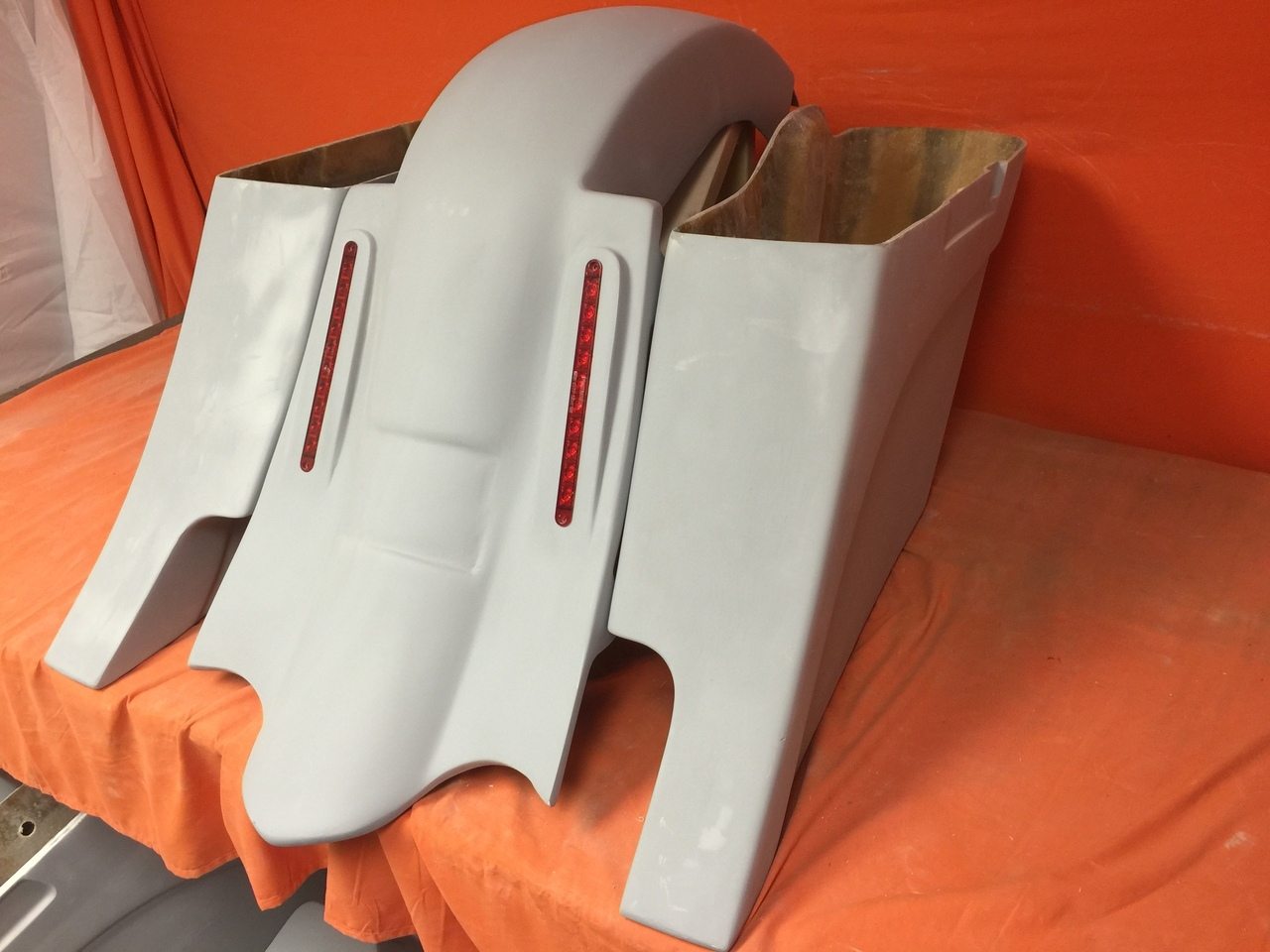 Honda Shadow Sabre 1100 6" Extended Saddlebags Out & Down Bags LED Rear Fender Dual Cut Out - Image 2