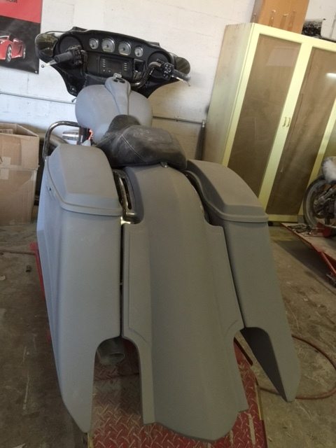 Harley Davidson 6" Trendsetter Extended Saddlebag LED Fender Kit - No Cut Outs 6 x 9 Speaker Lids / 2014 - 2018 - Image 6