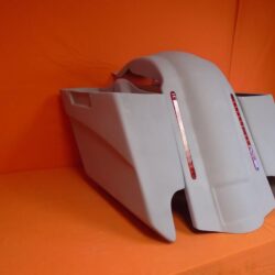 Harley Davidson 5" Heritage Softail Extended Saddlebags No Lids LED Fender Dual Cutouts
