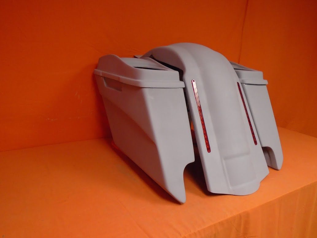 Harley Davidson 5" Heritage Softail Extended Saddlebags Dual 6 X 9 Speaker Lids LED Fender Dual Cutouts - Image 4