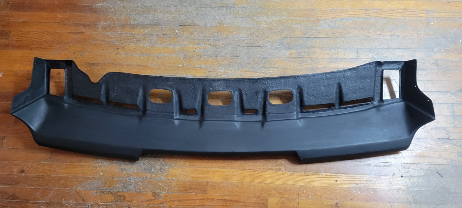 Visor, Spoiler, Wing on the Roof for Hummer H2 - Image 3