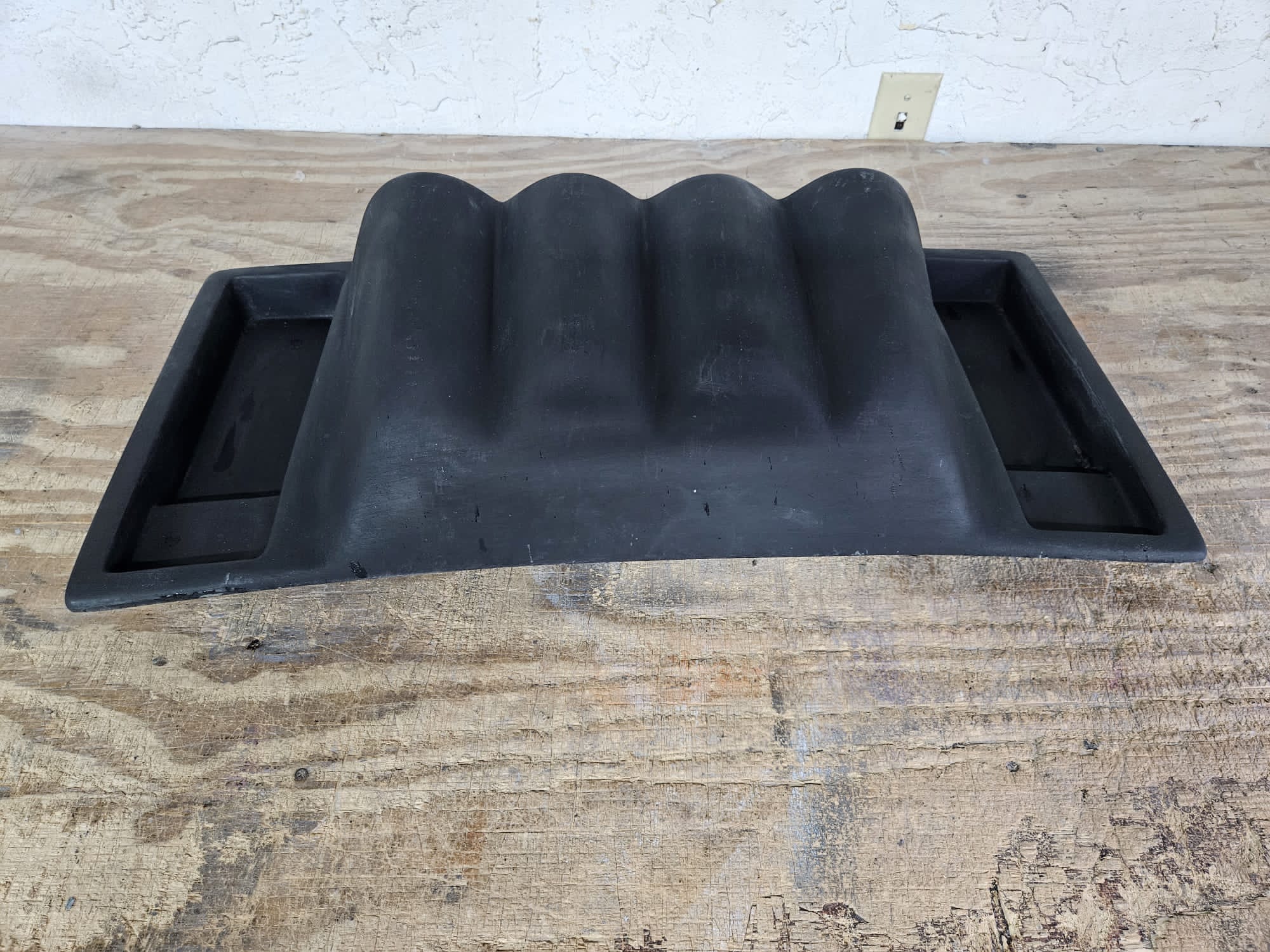 GM HOOD SCOOP for Hummer H2 with lights - Image 4