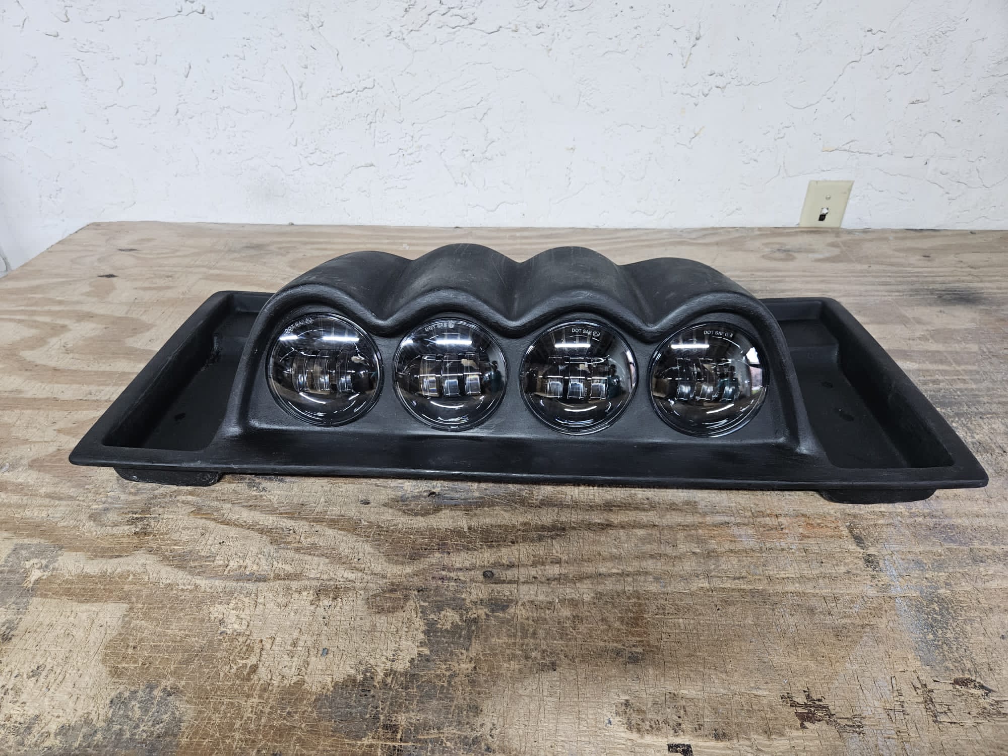 GM HOOD SCOOP for Hummer H2 with lights