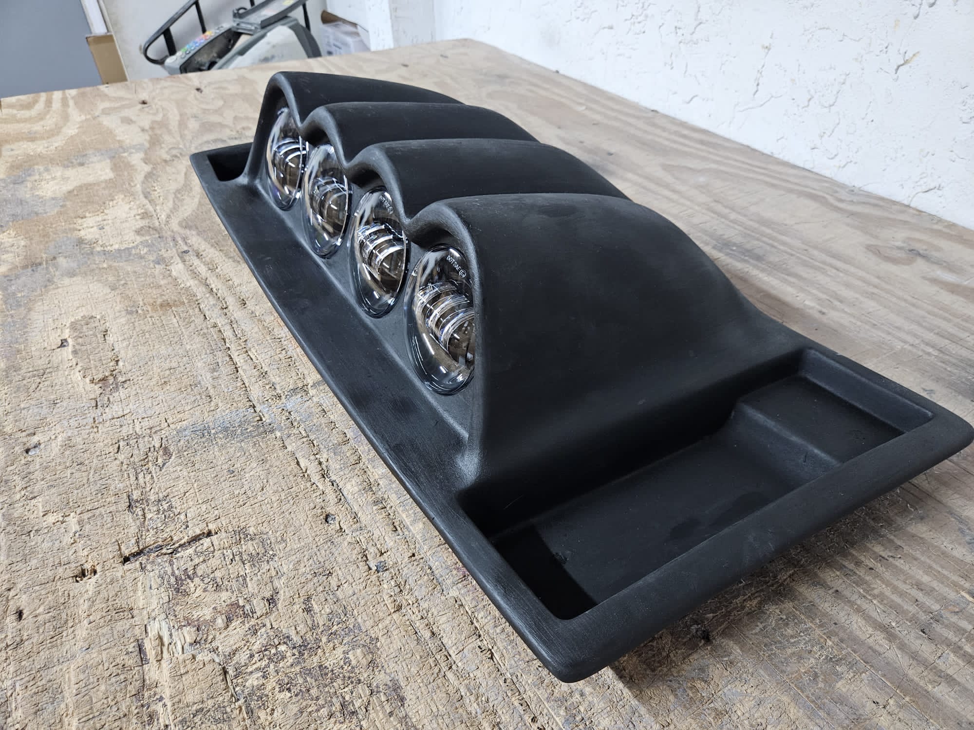 GM HOOD SCOOP for Hummer H2 with lights - Image 2